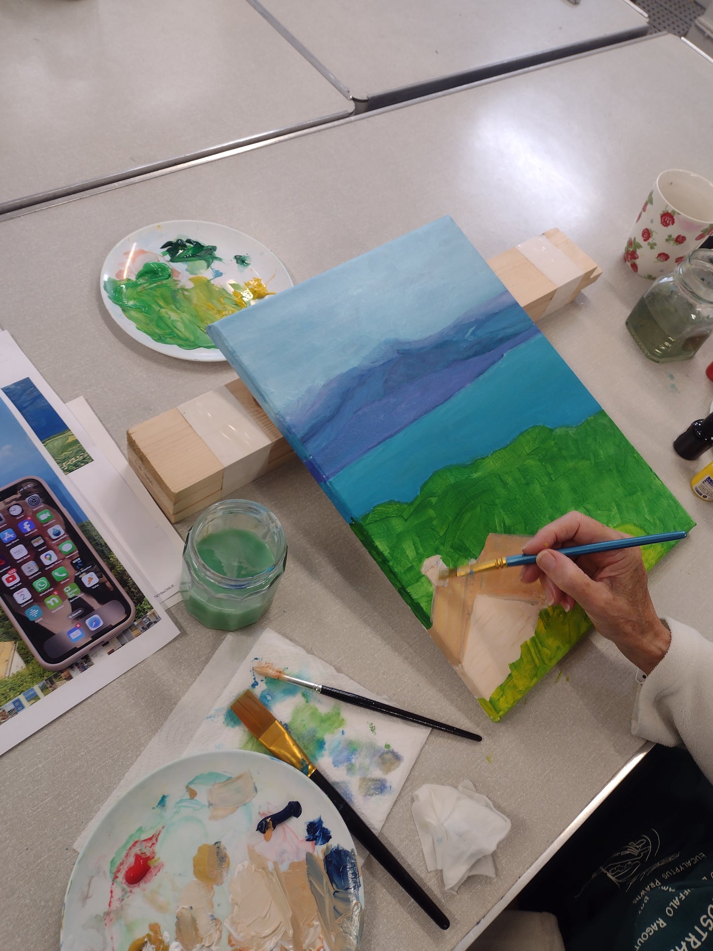 Wednesday OR Thursday morning Art classes